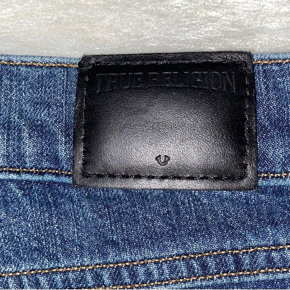 TRUE RELIGION Denim Joey Cut Off Shorts - Picture 8 of 13